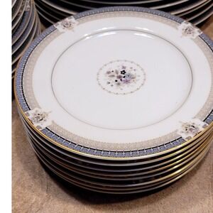 Mikasa Grande Ivory Tropez L5504 Japan Salad Plates Set 4 Elegant Floral Gold